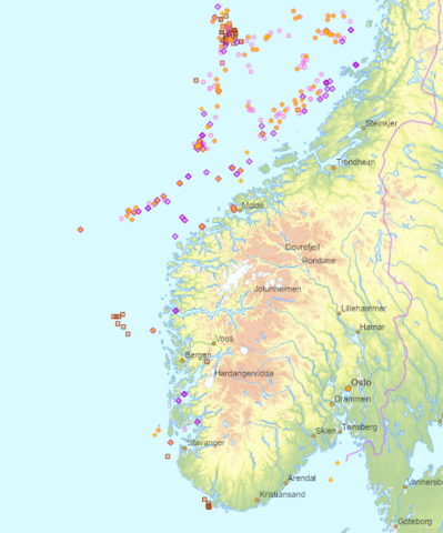 kart med punkt i ulike fargar + url til nettstad