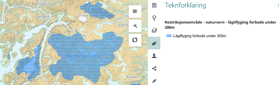 Kart som har flater med blå skravur og teiknforklaring for Restriksjonsområde - naturvern - lågtflyging forbode under 300m.