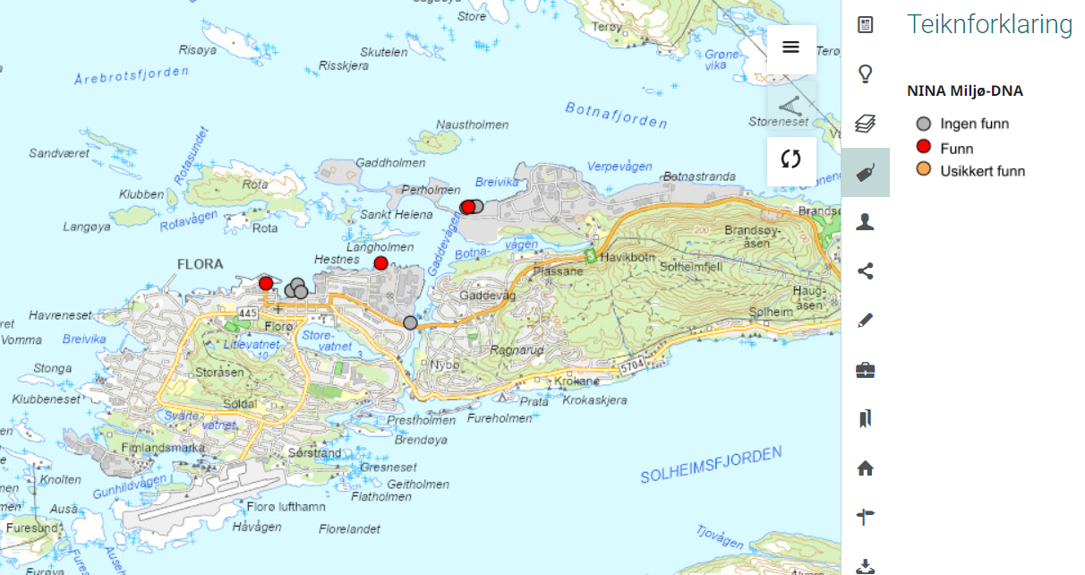 Grå, raude og orange punkt på kart som illustrerer status for havnespy i Florø. Det er lenke til kartet i fylkesatlas på bilete.